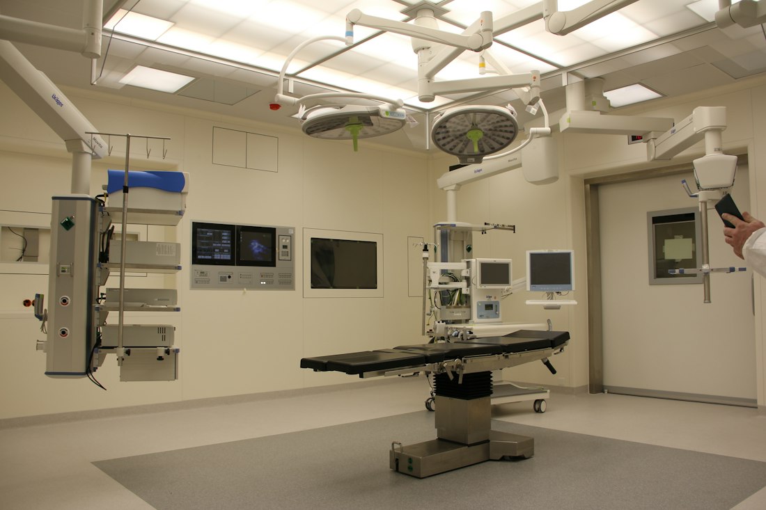 Modern hospital operating theatre